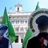 Manovra anticrisi: i poliziotti manifestano davanti al Senato il 5 settembre