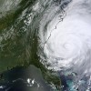 Uragano Irene: spettacolari foto e video della Nasa, le istruzioni della Farnesina