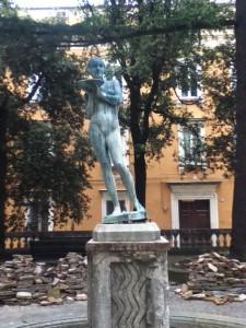 piazza_martiri_statua